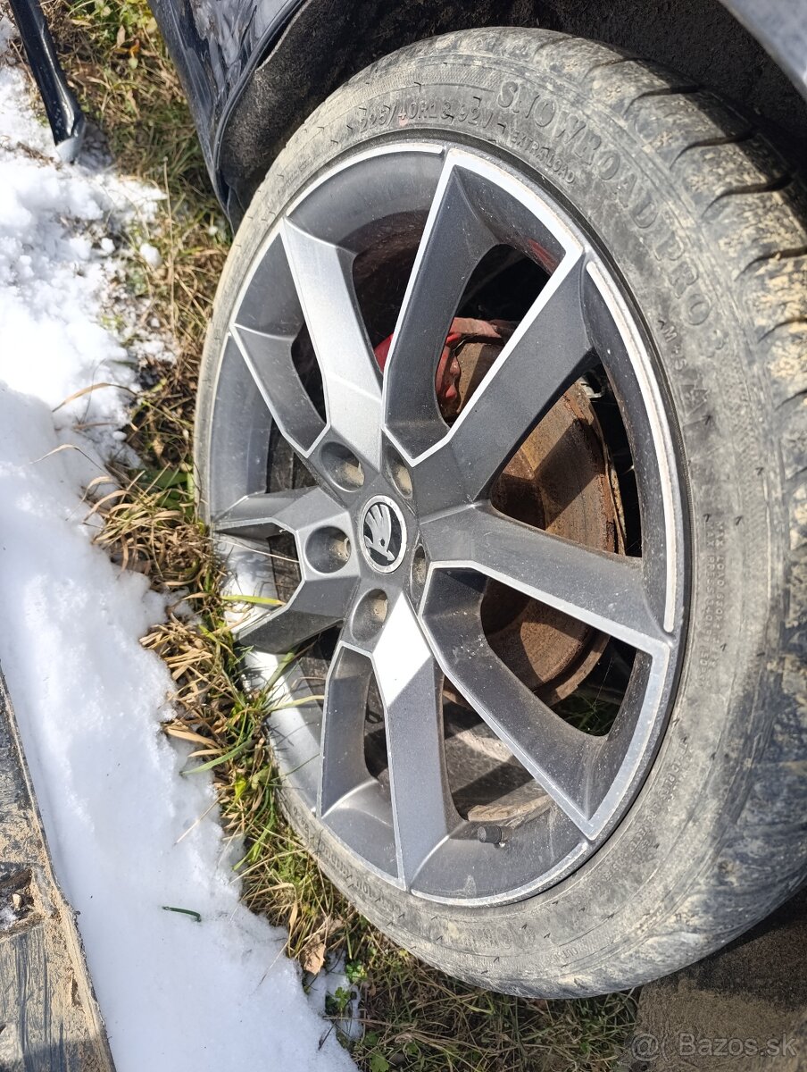 Rozpredám Octavia 3 rs - 5