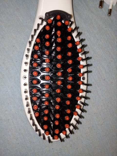 Žehliaca kefa na vlasy - 5