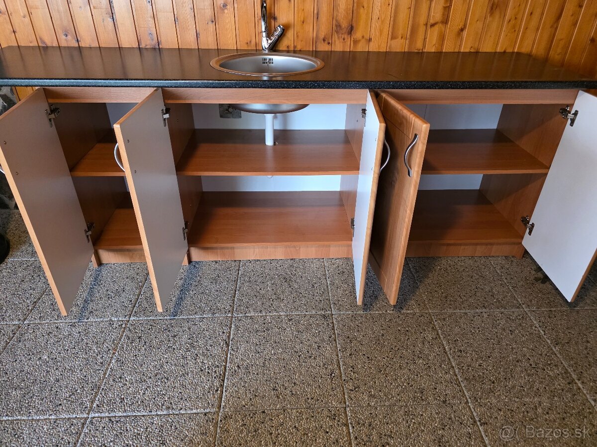 Kuchynská linka - 5