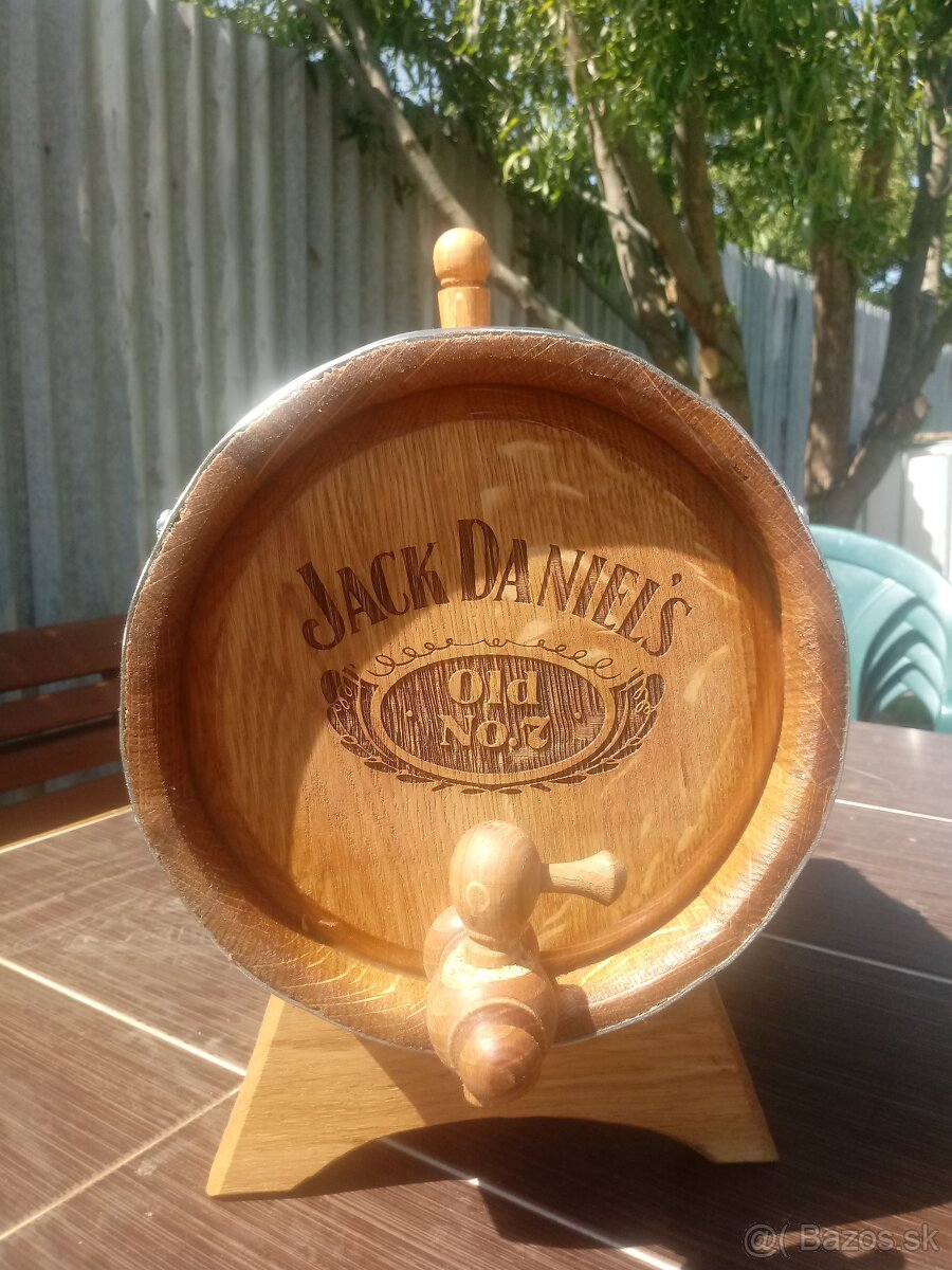 Dubové sudy.DOPRAVA V CENE - 5