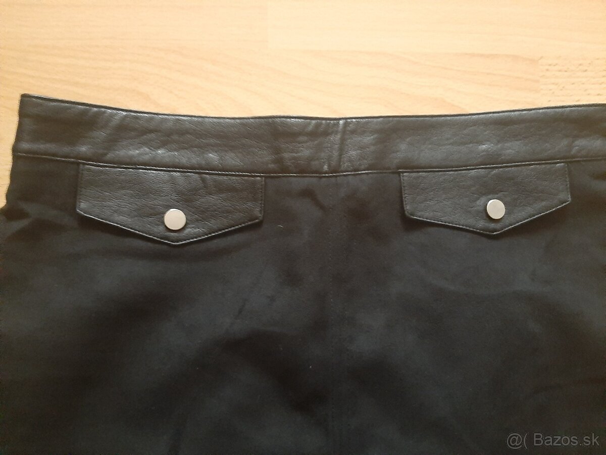 Čierna koženkovo-semišová sukňa H&M - 5