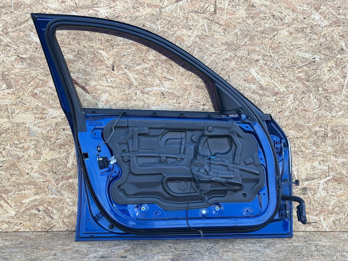 Dvere BMW E90/E91– Le Mans Blue - 5