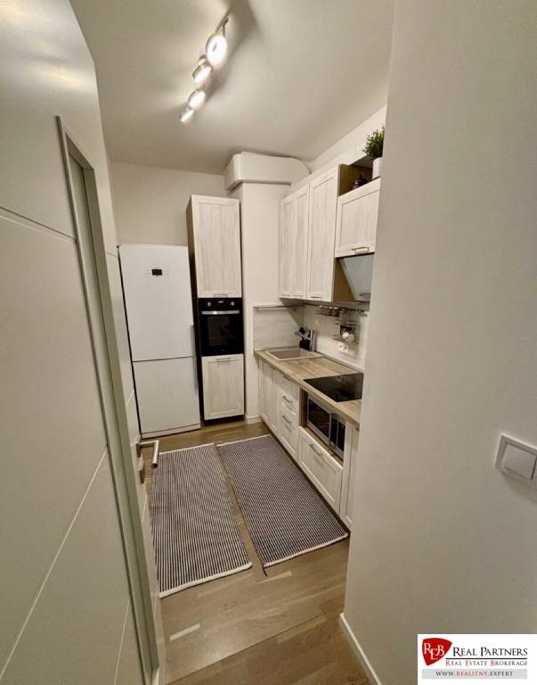 REB.SK Prenájom 2-izbového bytu CUBICON - 5