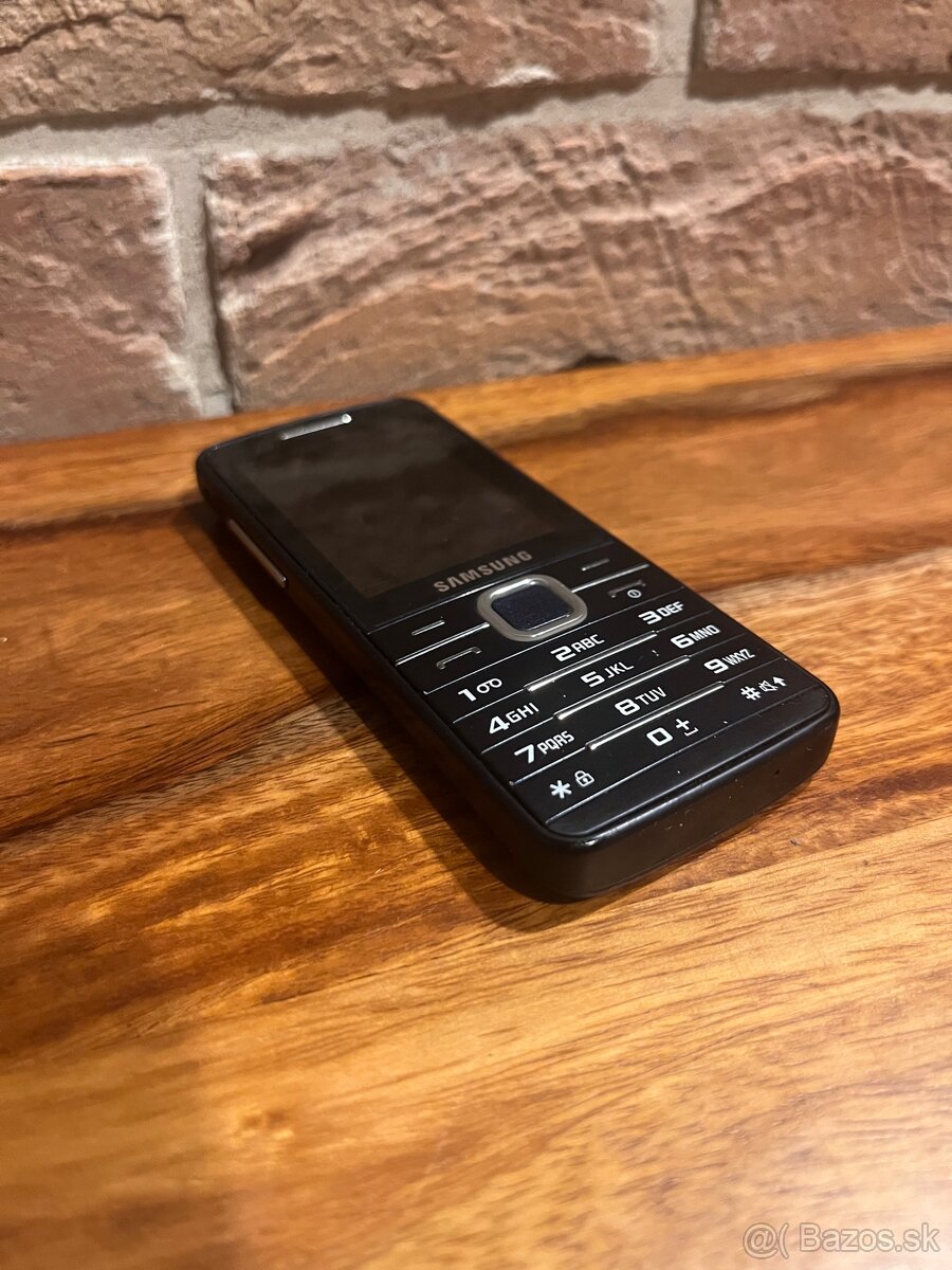 Samsung GT-S5610 tlačítkový mobil, nová baterka, krásny stav - 5