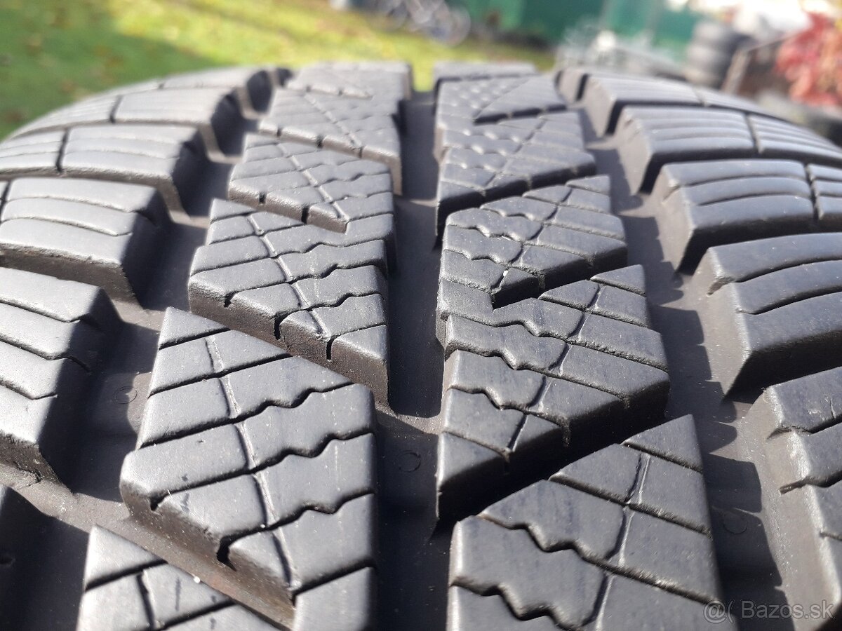 235/50 r19 zimne pneumatiky - 5