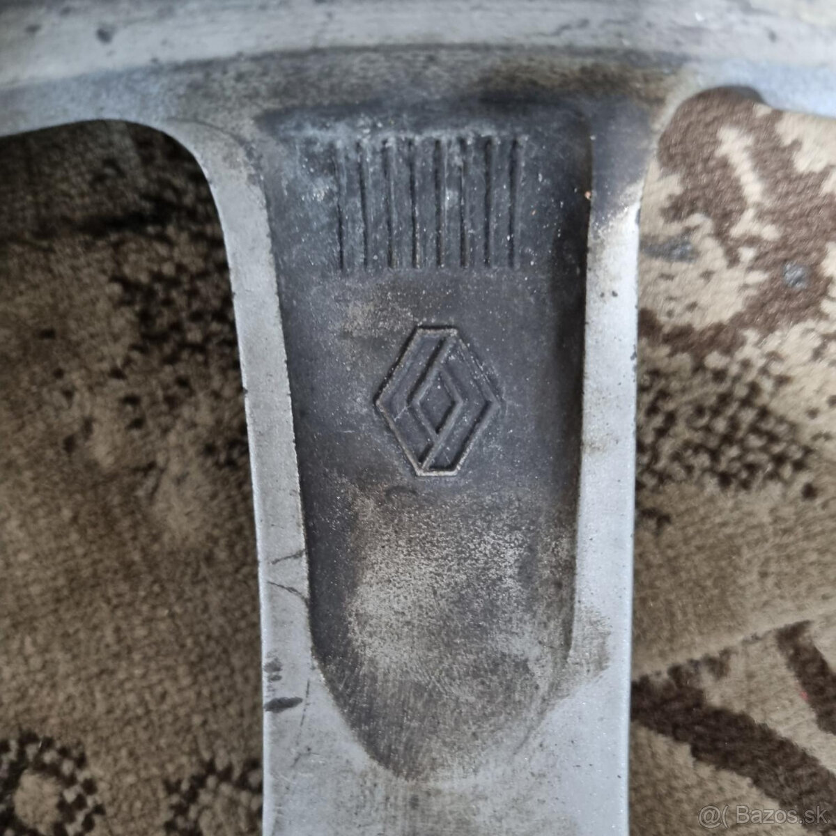 Hliníkové Renault disky 5x114.3 R18, 7,5J ET47 - 5