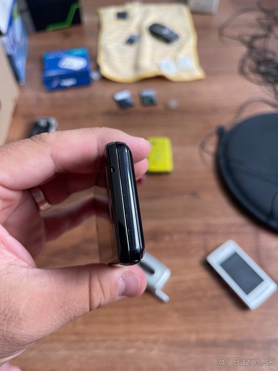 Samsung SGH F-480i Raritka, DARČEK - 5