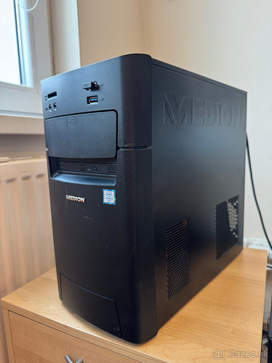 Predám desktop MEDION Akoya P2130 - 5