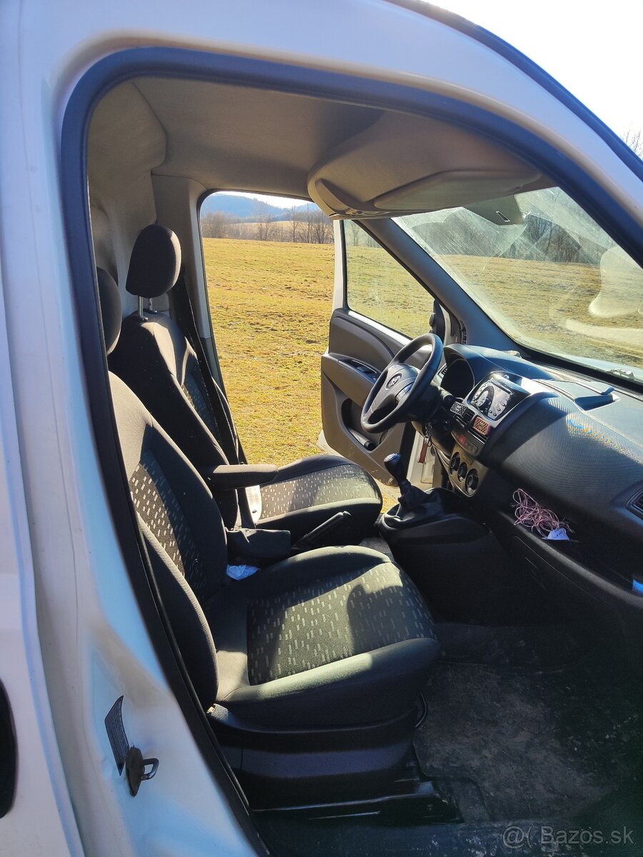 predám Opel Combo - 5