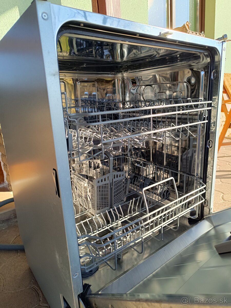 Umývačka riadu na predaj - 5