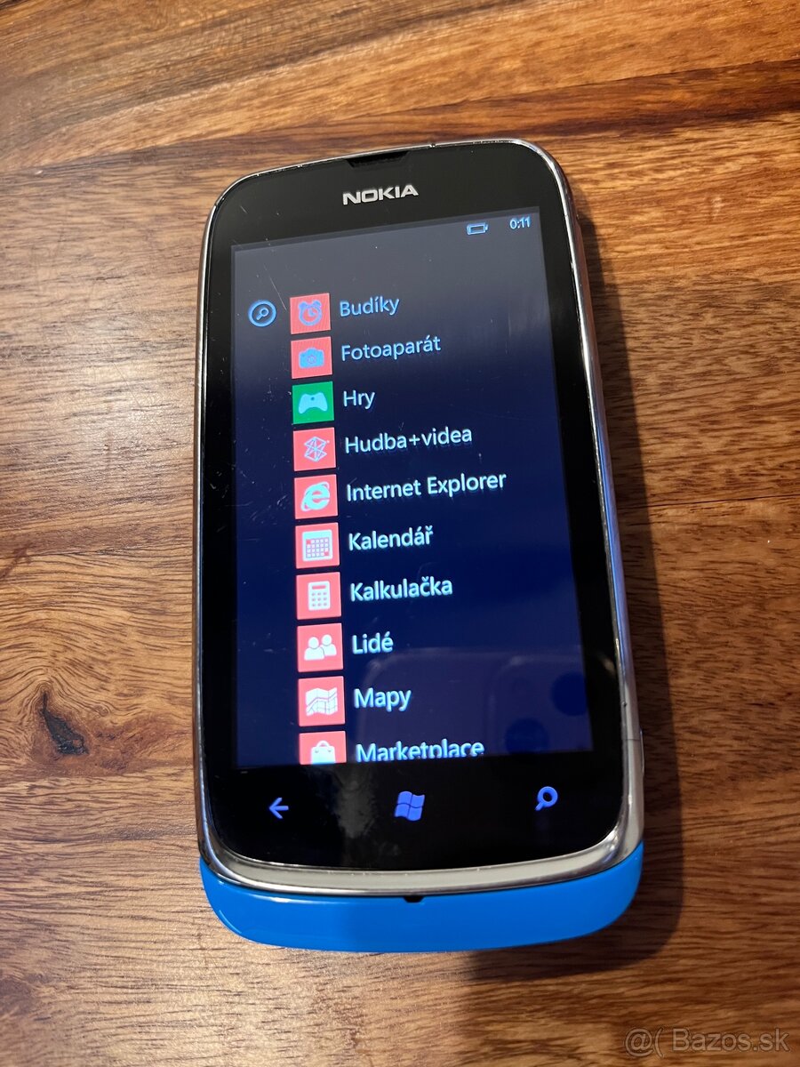 Nokia Lumia 610, 520, 625, 620 - 5