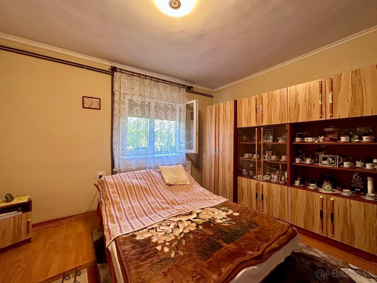 MAĎARSKO - SZENDRO 4 IZBOVÝ RODINNÝ DOM NA KĽUDNOM MIESTE - 5