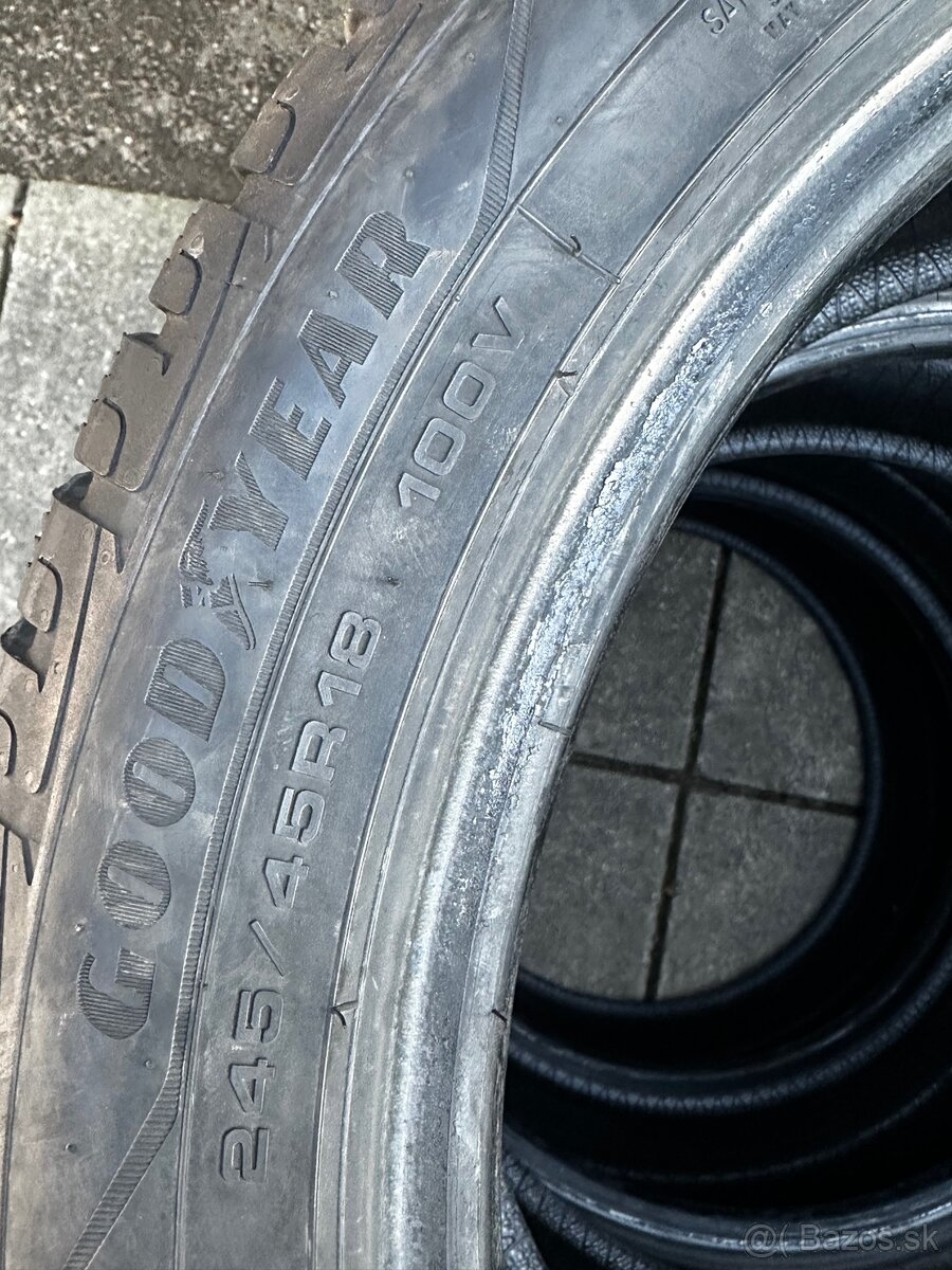 ZIMNÁ SADA 245/45 R18 GOODYEAR ULTRAGRIP PERFORMANCE + 6mm+ - 5