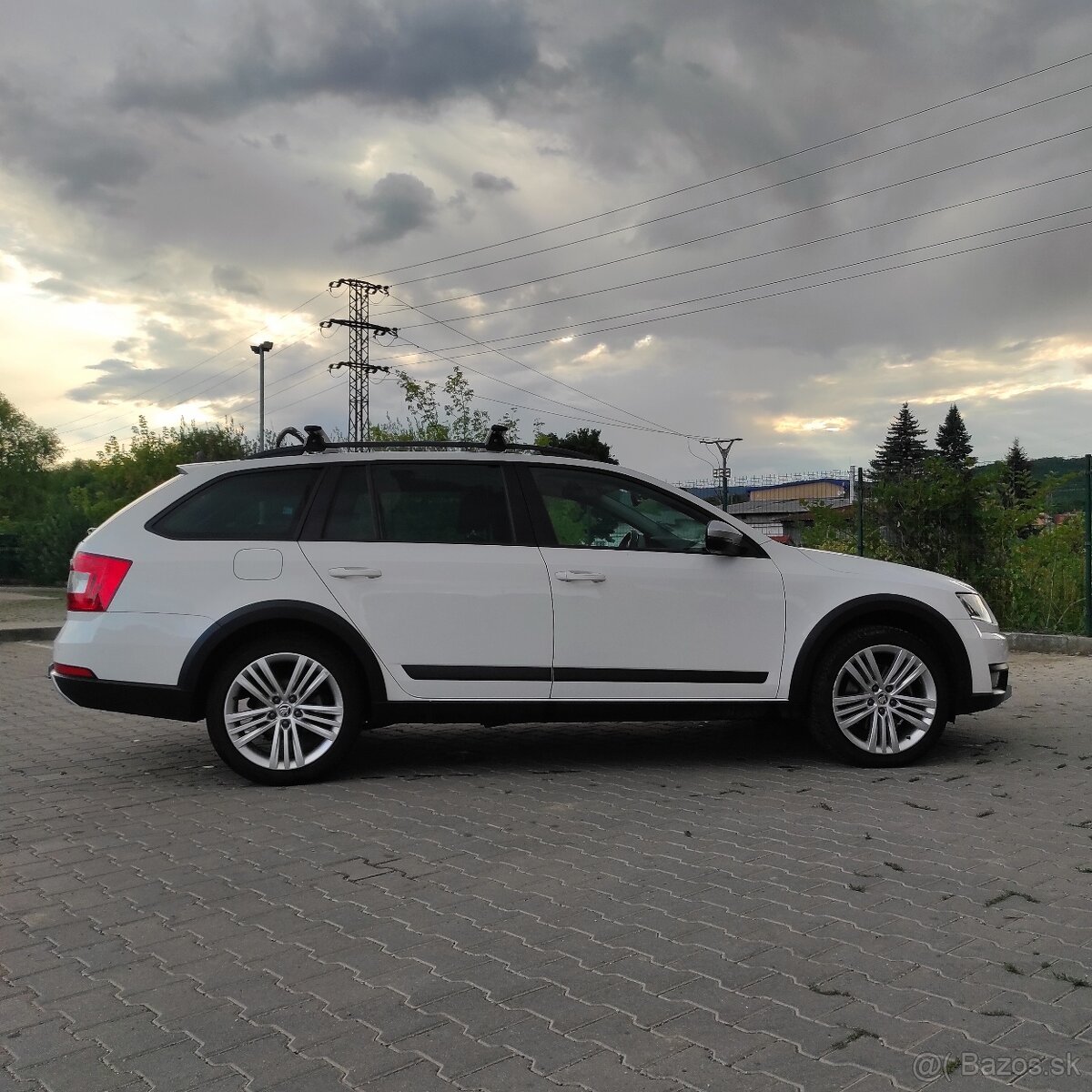Škoda Octavia Scout 2.0 TDI, DSG, 4x4 - 5