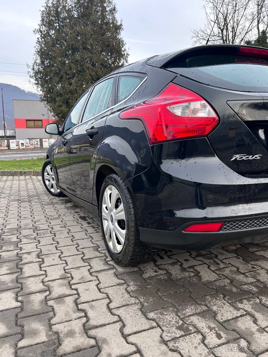 PREDÁM - FORD FOCUS - 5