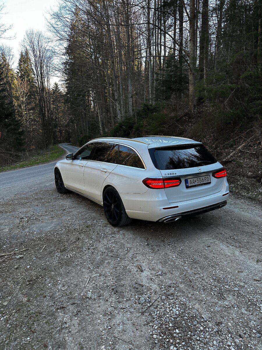 Mercedes Benz E220d - 5