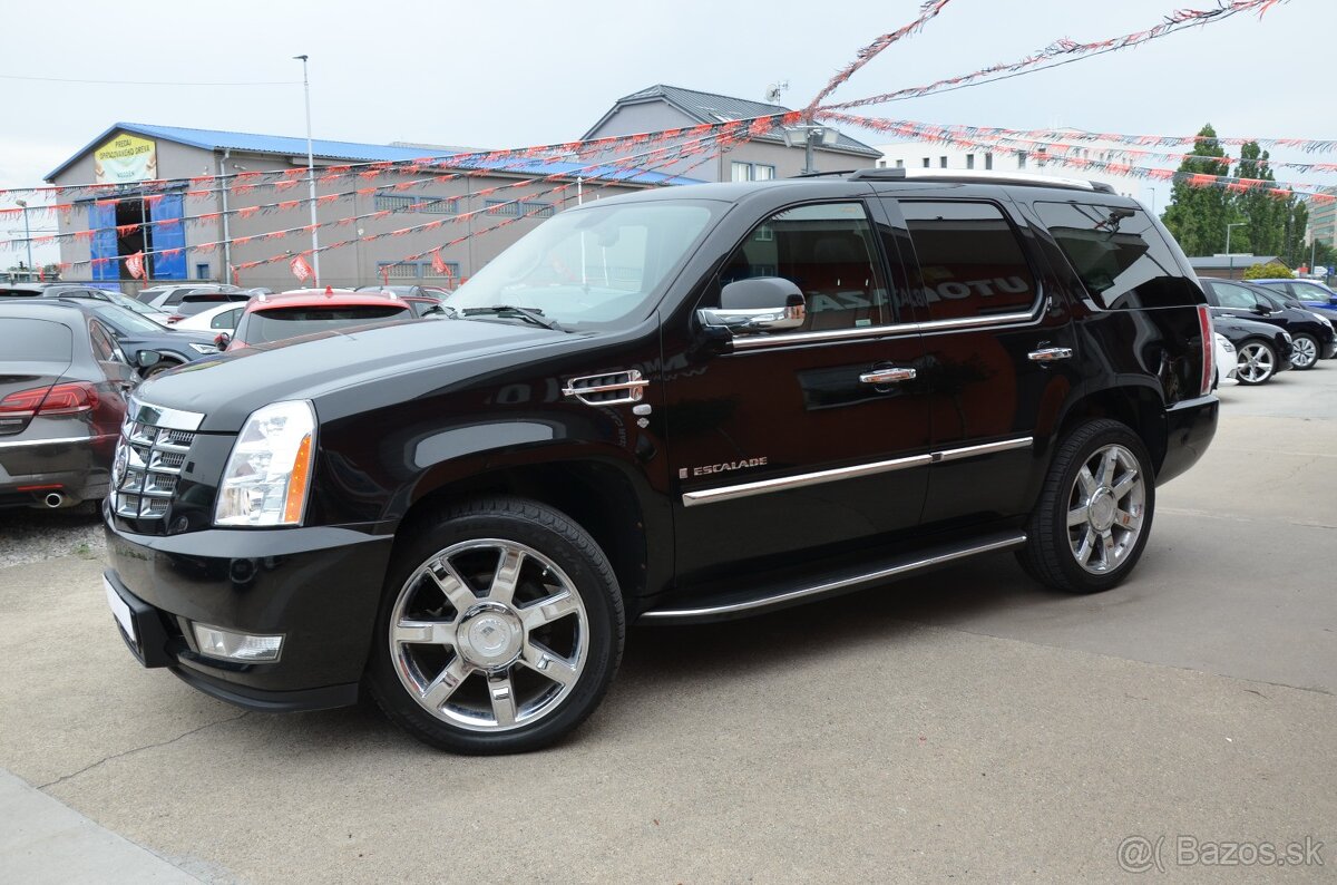 Cadillac Escalade 6,2 benzín + LPG AUTOMAT, 7. MIEST