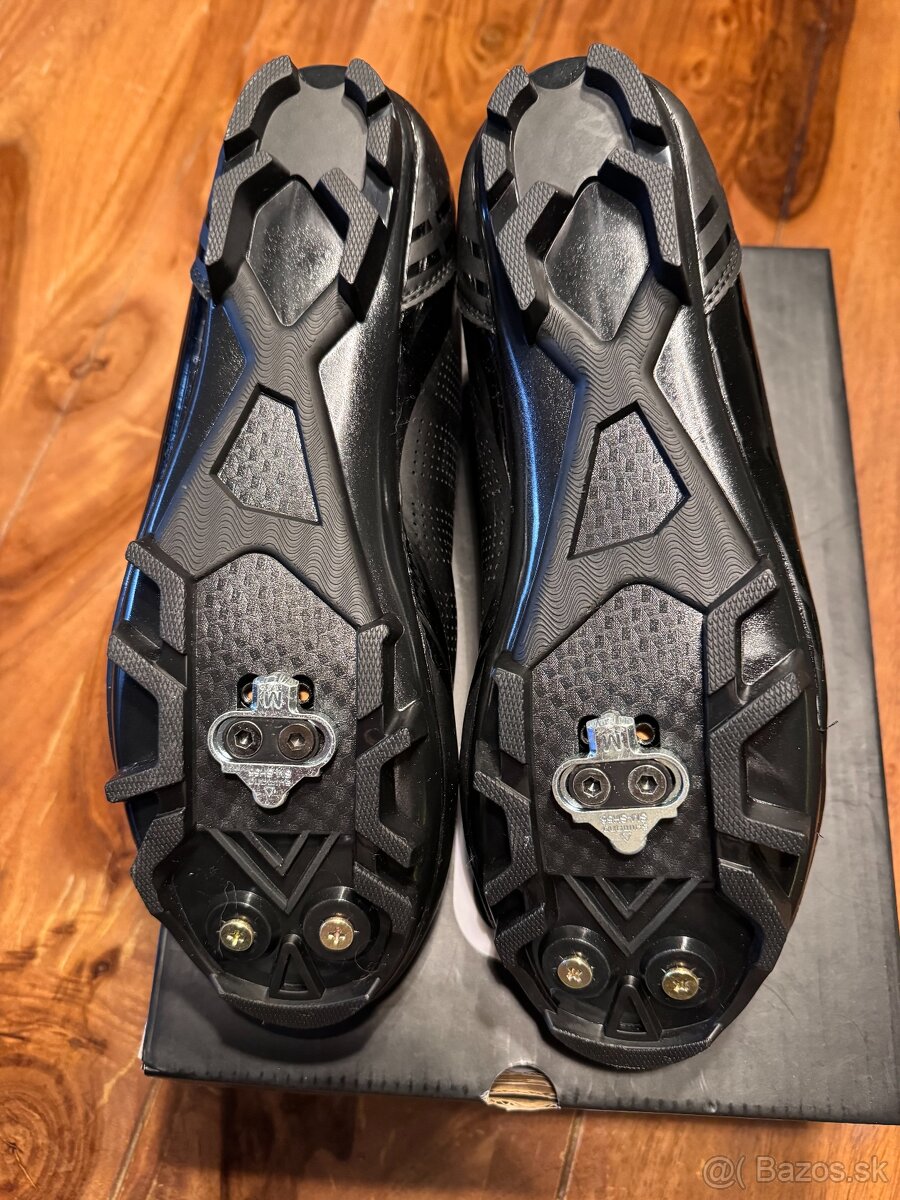 2 páry cyklistických tretier – spolu 100 € - 5