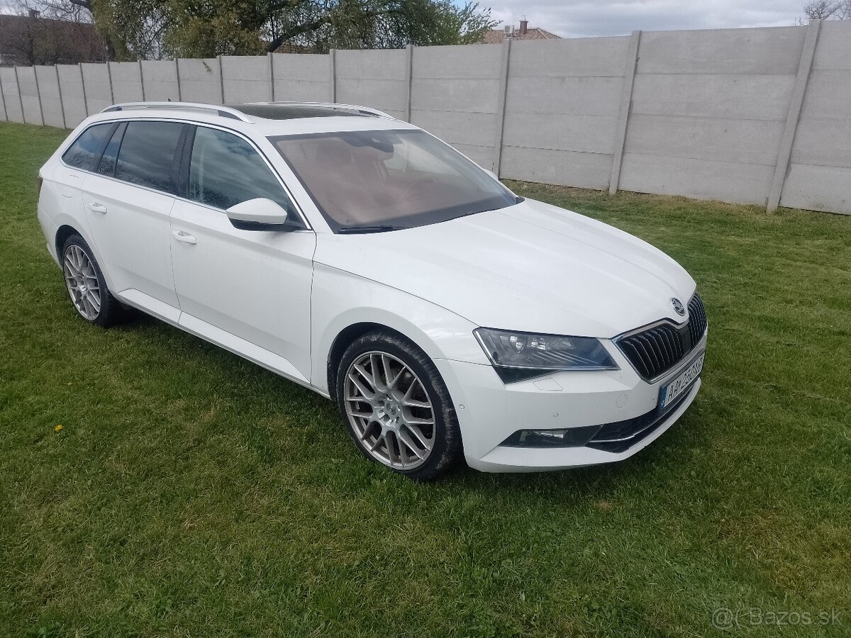 Predám 4x4 Škoda Superb 3 combi ročník 2016 DSG - 5