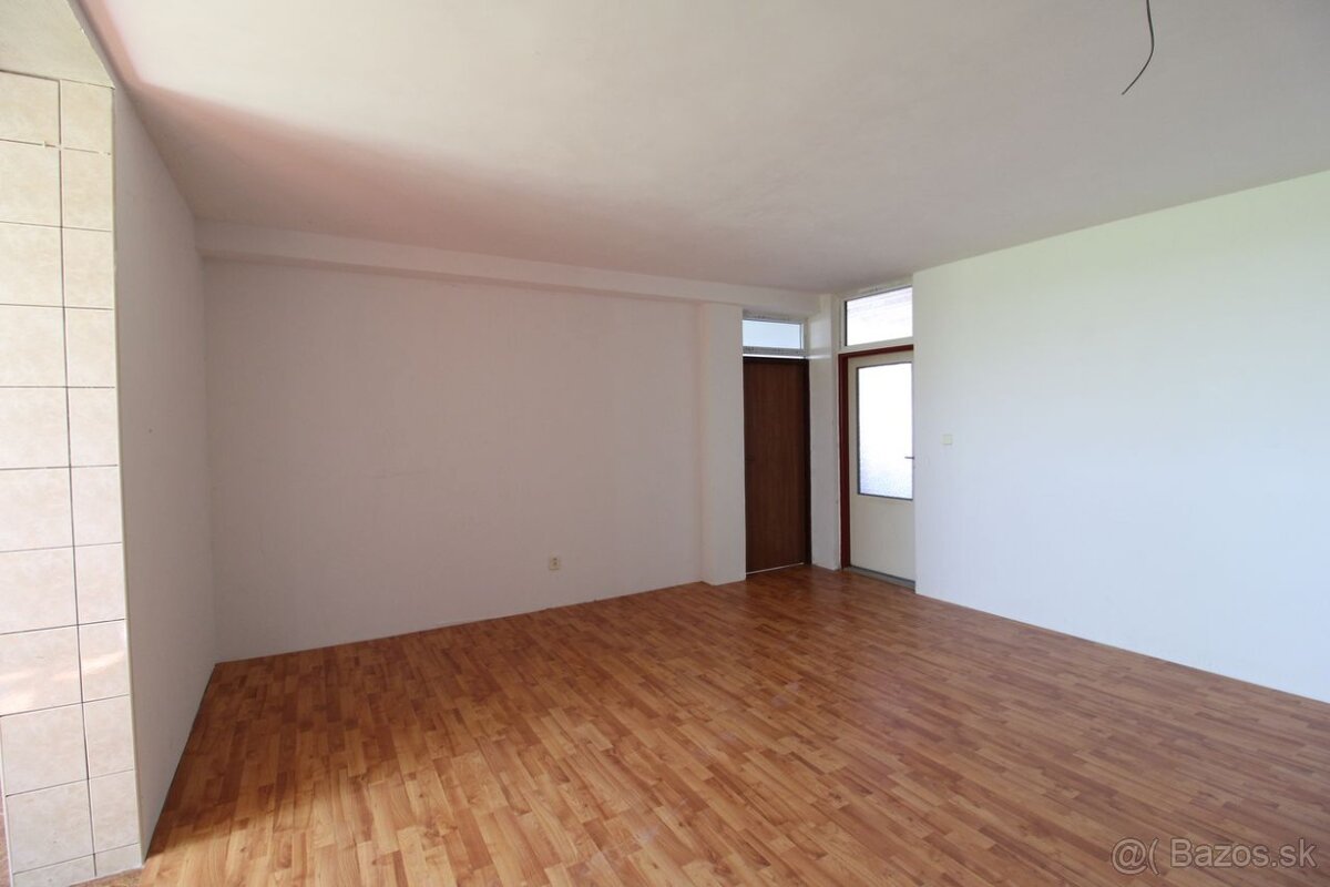 Podnikateľský objekt/sklad a pozemok na prenájom, Bernolákov - 5