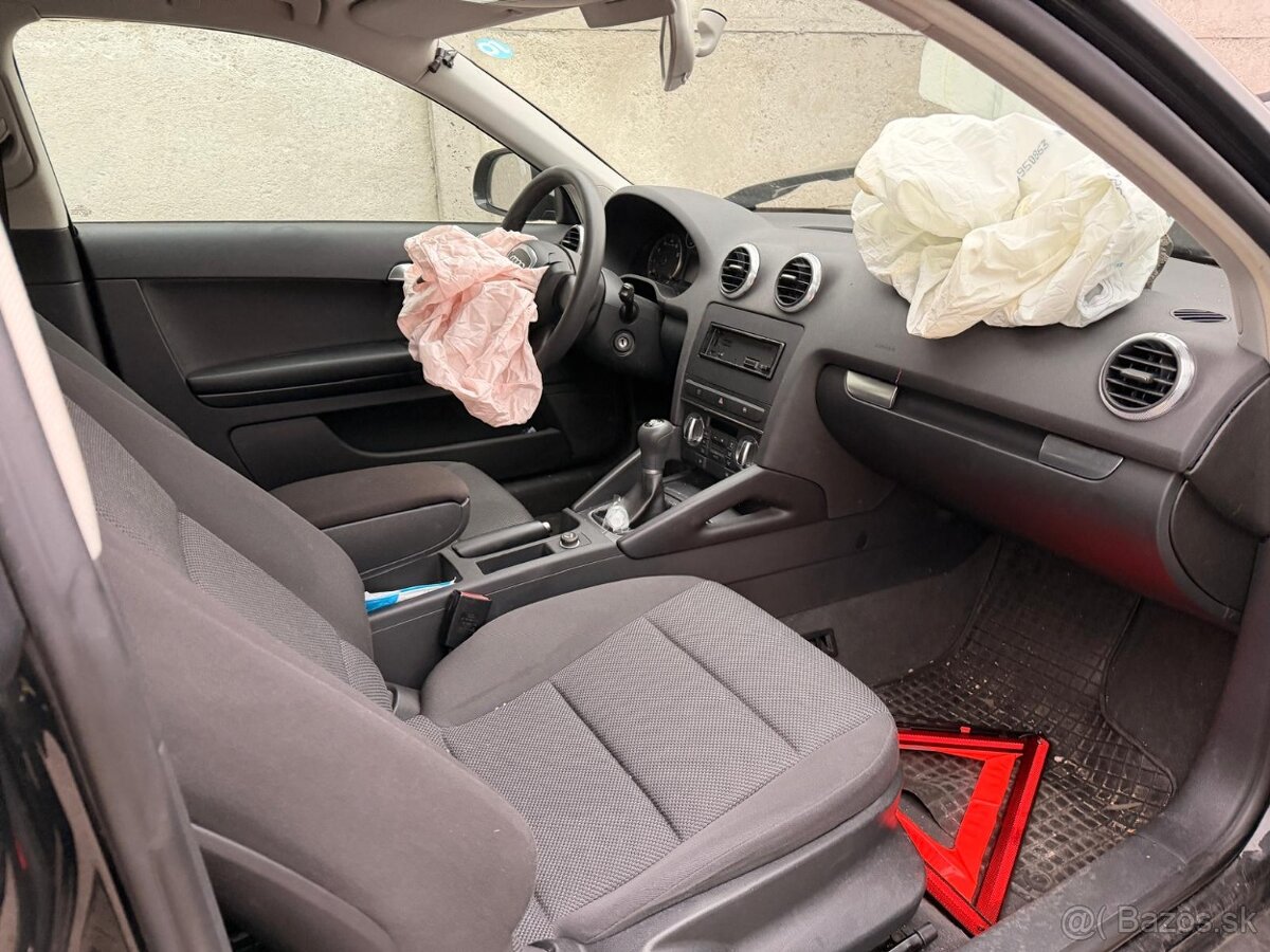 Havarované Audi A3 1,6 2010 75kW - 5