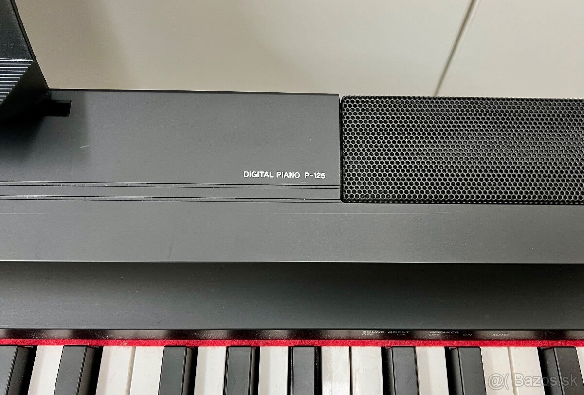 Yamaha P-125 - 5
