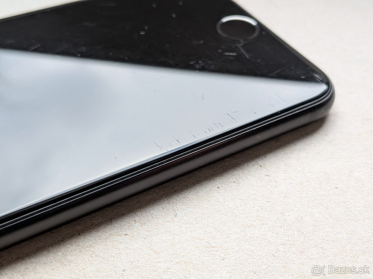 Predám Apple iPhone SE 2020 128GB v čiernej farbe. - 5