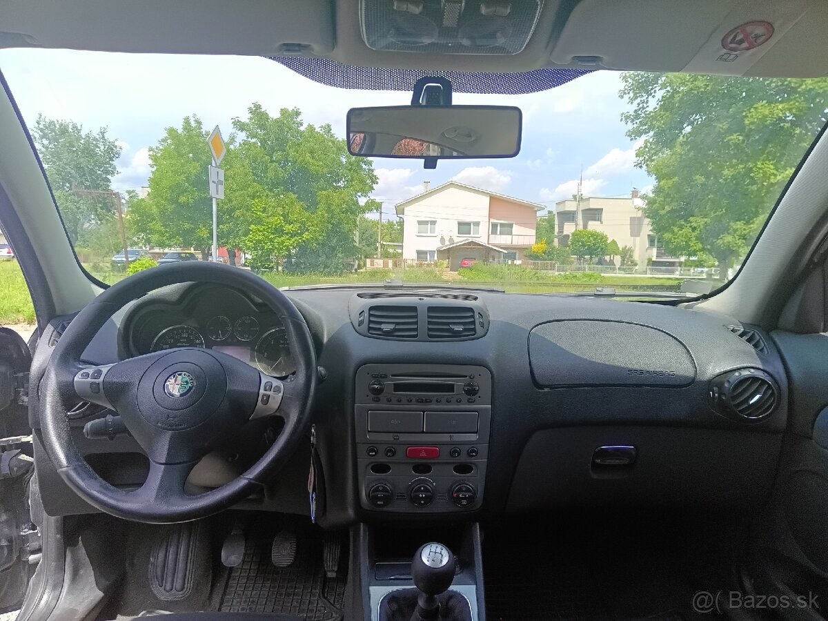 Alfa Romeo 147 1.9JTD - 5