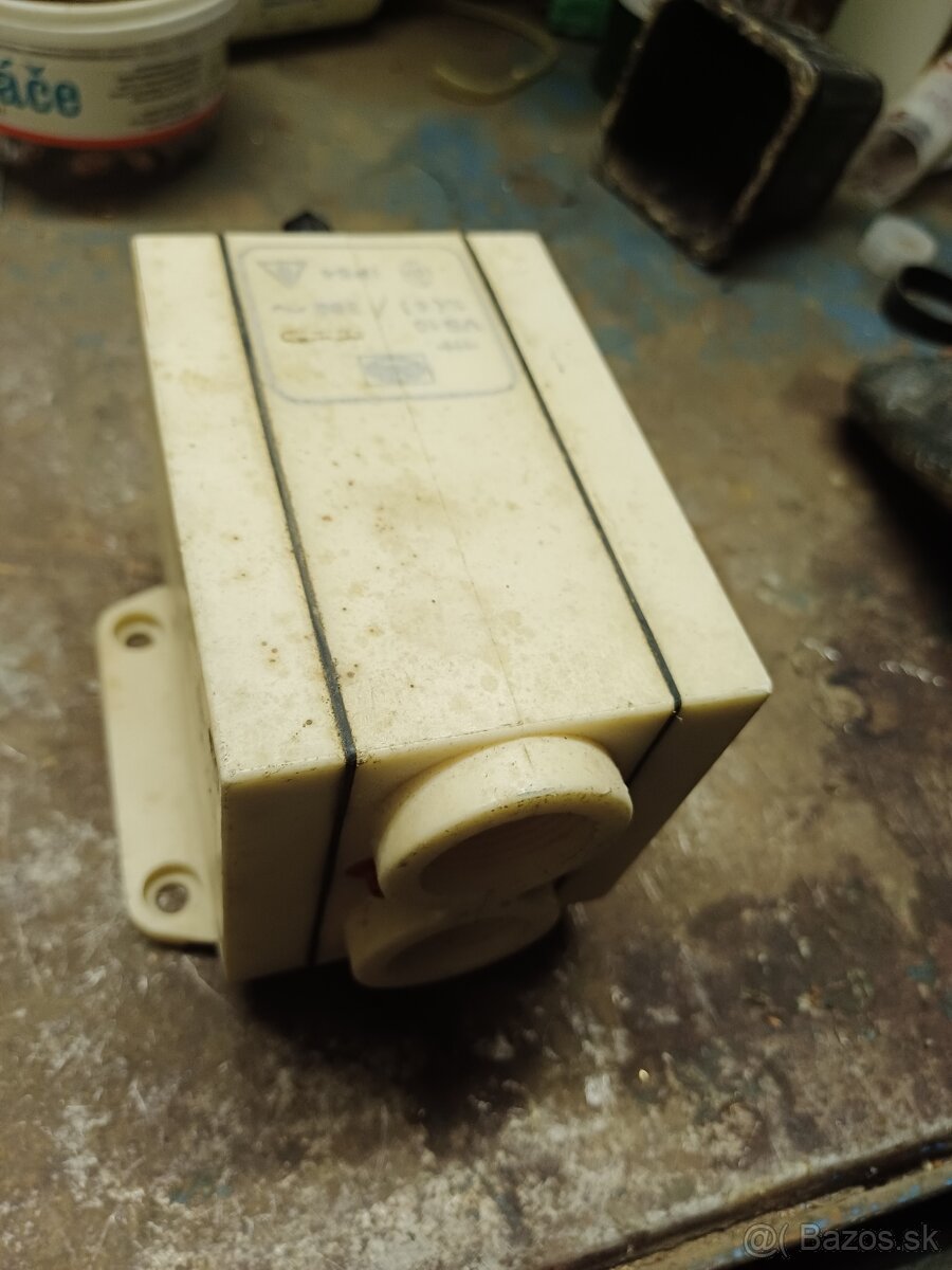 Predám vypínač na 380V - 5