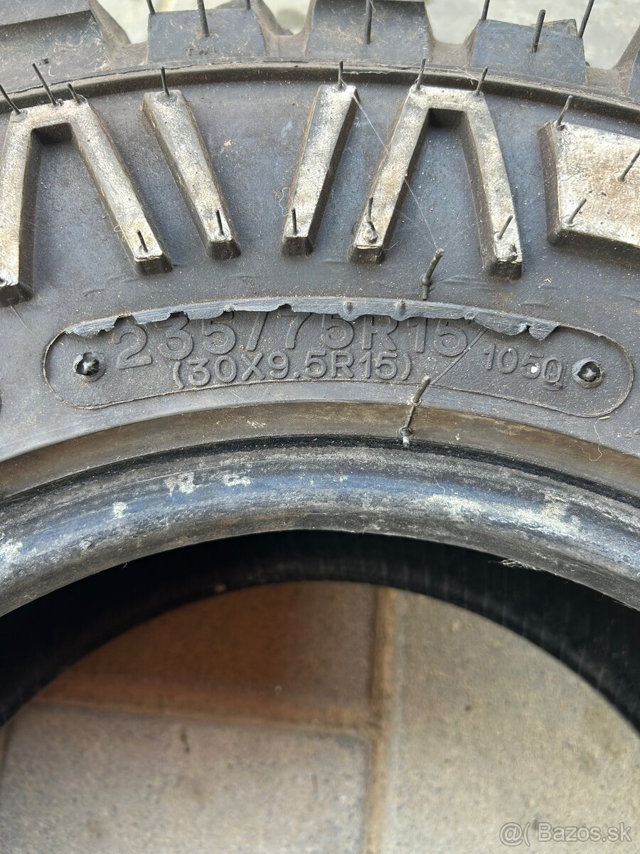 Offroad pneumatiky 235/75 R15