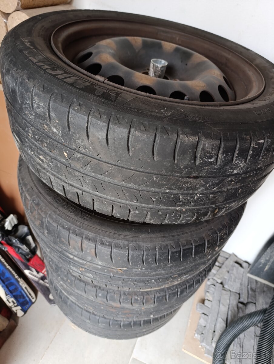 Plechové disky na R16 - 5