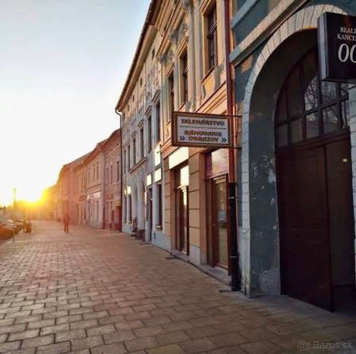 Priestranný 3-izbový byt v Centre - 5