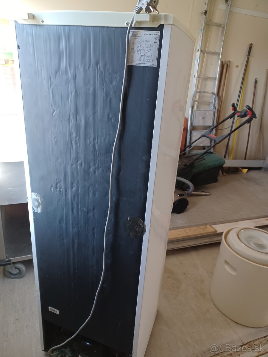 Chladnicka s mraznickou - 5