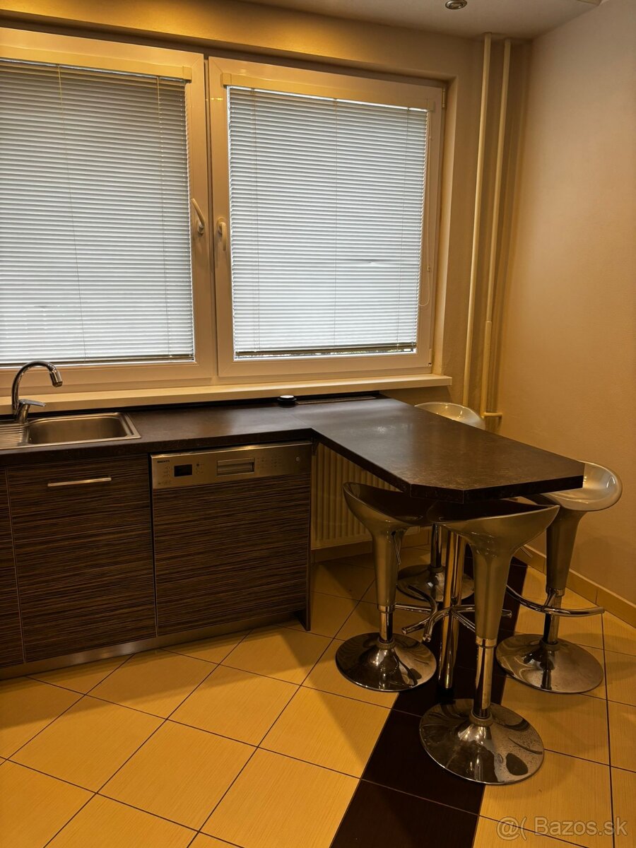 Zariadený dvojizbový byt - 5