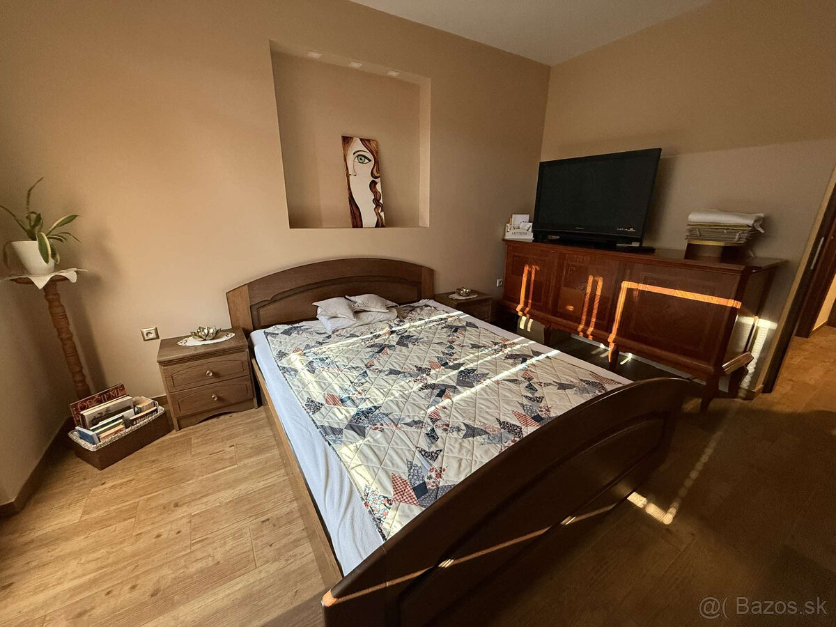 Útulný dom s rodinnou atmosférou - 5