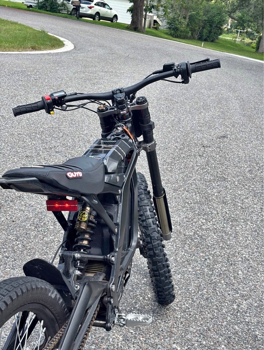 Predám Surron Light Bee X 2025