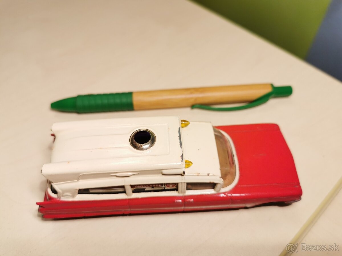 Corgi toys Ambulancia - 5