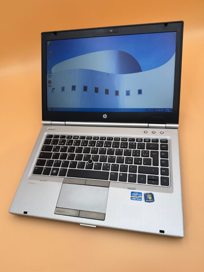 Notebook HP EliteBook 8460p i5 / 4GB RAM / 320GB HDD / WIN 7 - 5