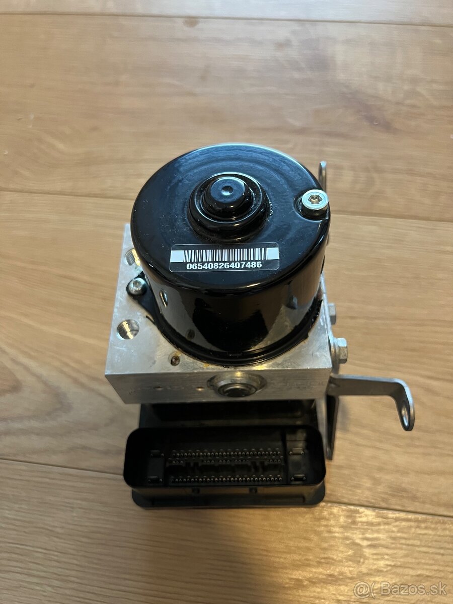 Riadiaca jednotka ABS/DSC na BMW - 5