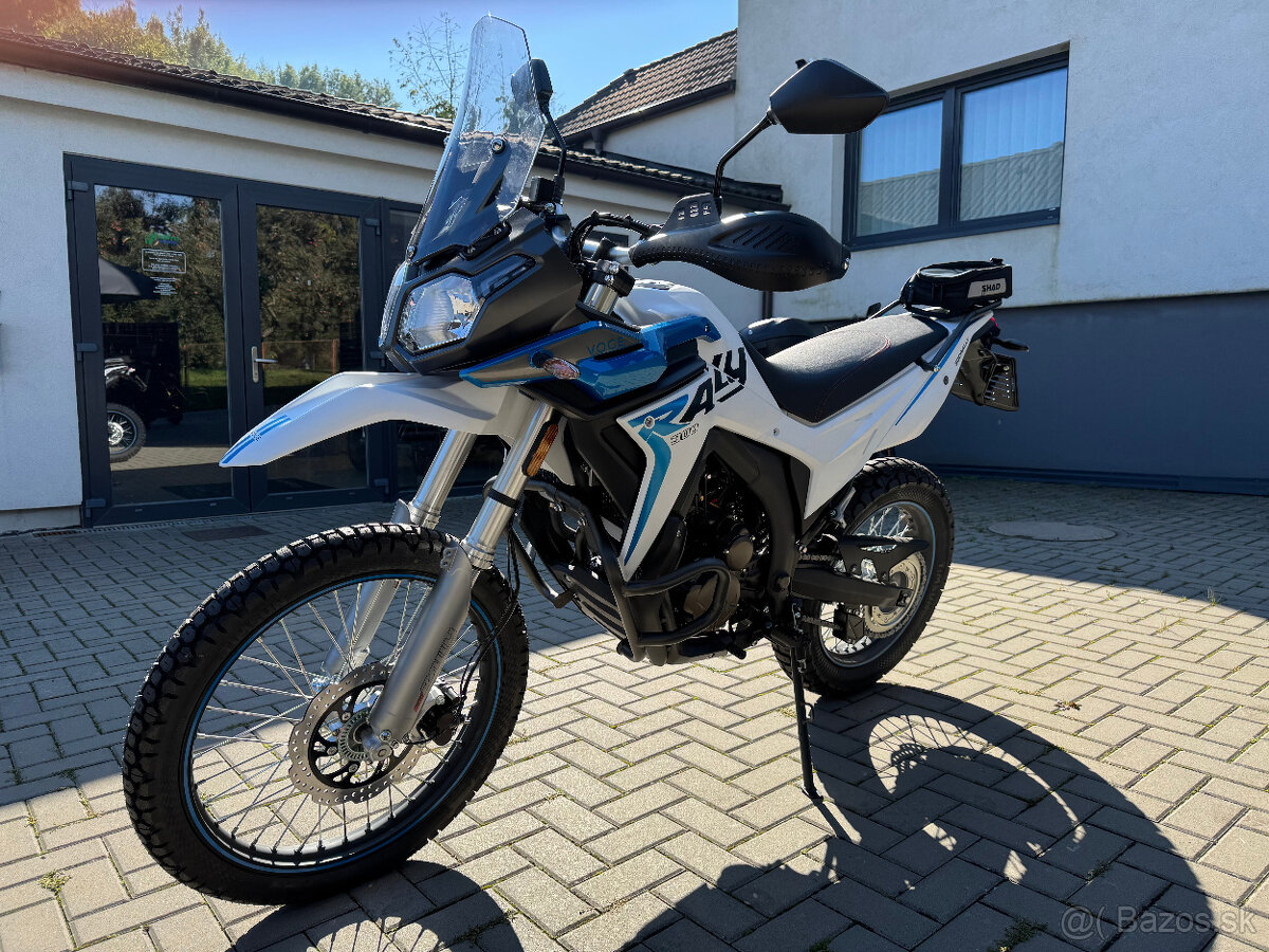 VOGE 300 Rally