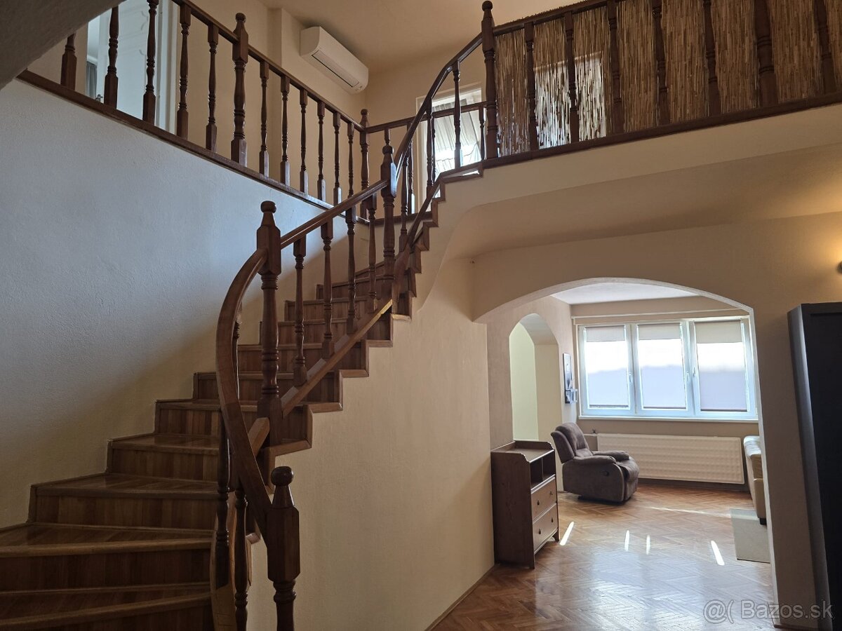 Veľký rodinný Dom-Jur nad Hronom s potenciálom na podnikanie - 5