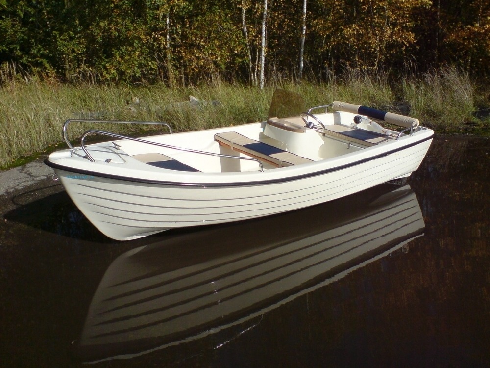 Motorový čln, loď Any 400 - 5