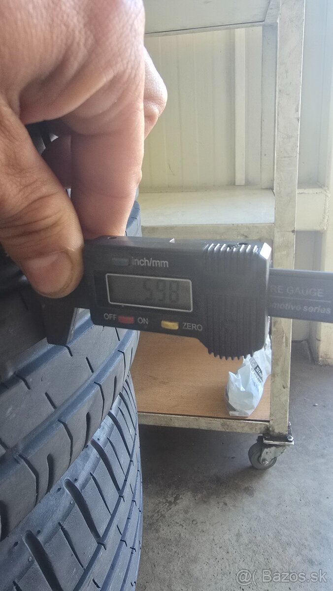 Letni pneu Falken Ziex 215/45/16 6mm - 5