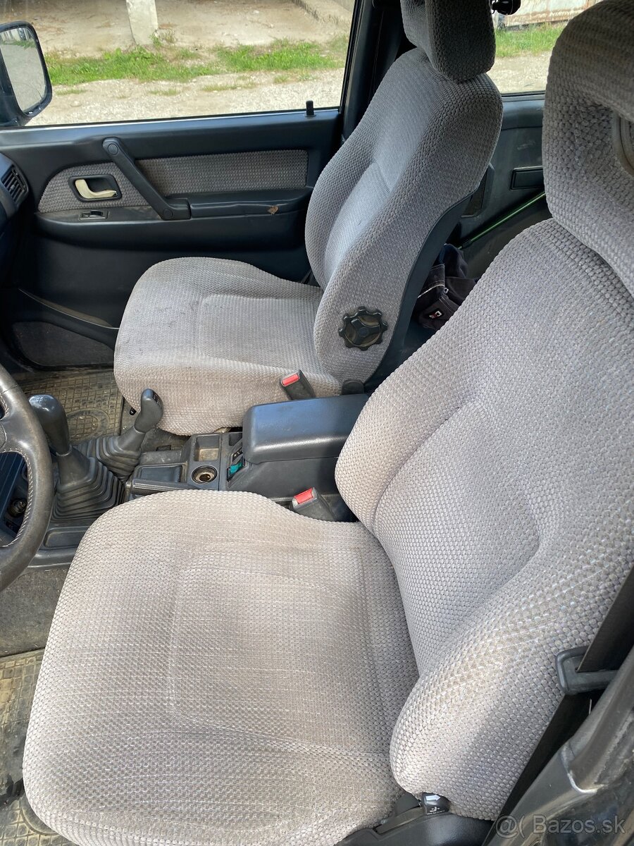 Mitsubishi Pajero 3.5 V6 - 5