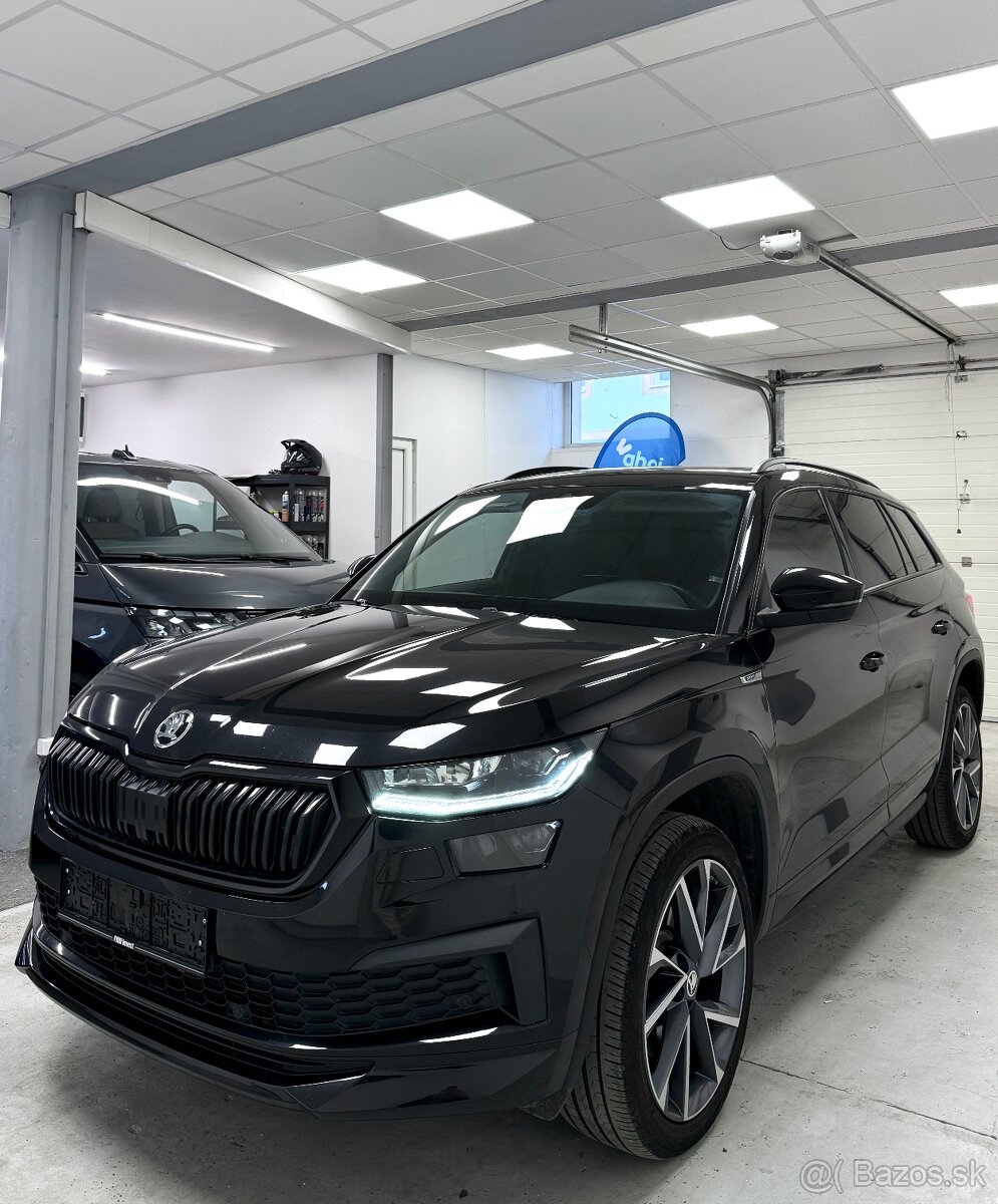 Skoda Kodiaq Sportline Evo 2.0TDI 147 Kw 4x4 Matrix/R20 - 5