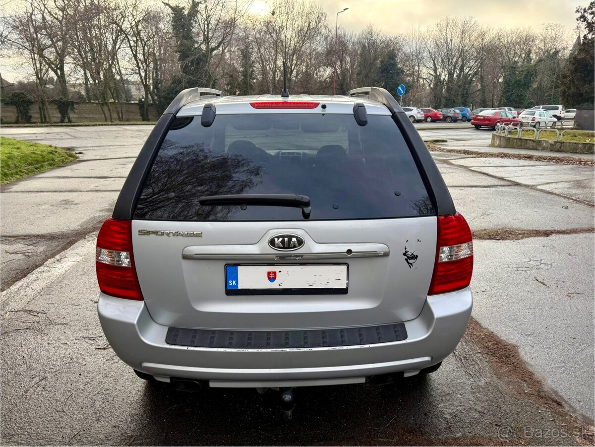 KIA Sportage 2.0 CRDI - 5