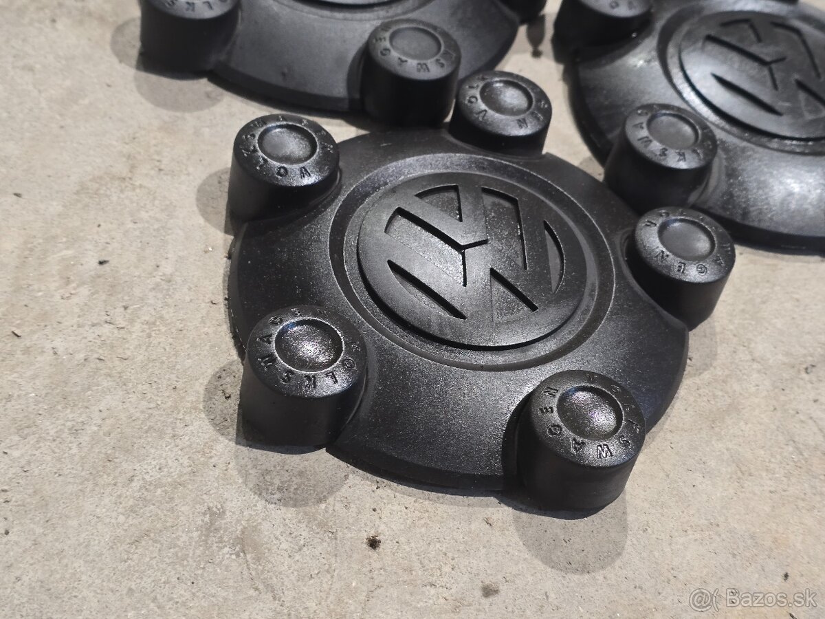 Puklice Volkswagen Caddy - 5