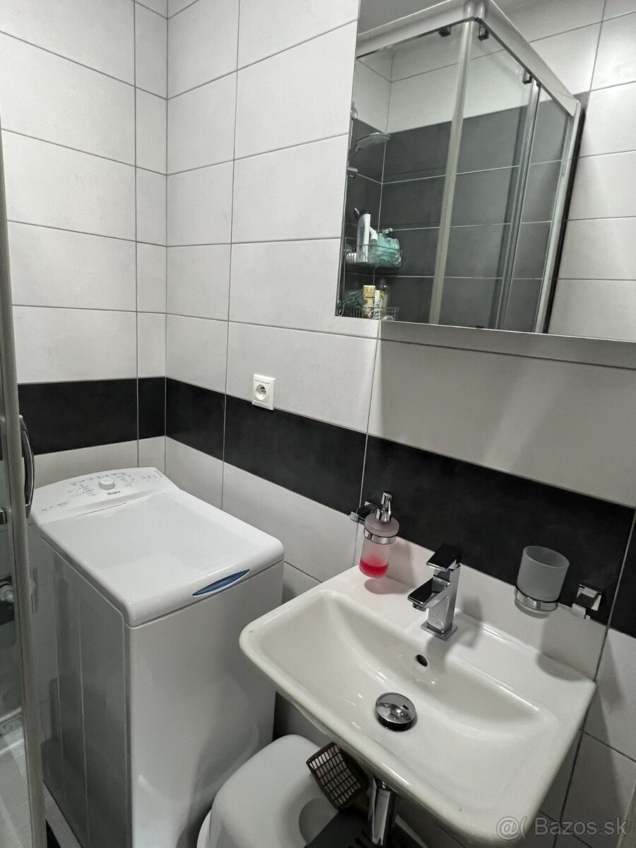 Na predaj 2 izbový byt po kompletnej rekonštrukcii - 5