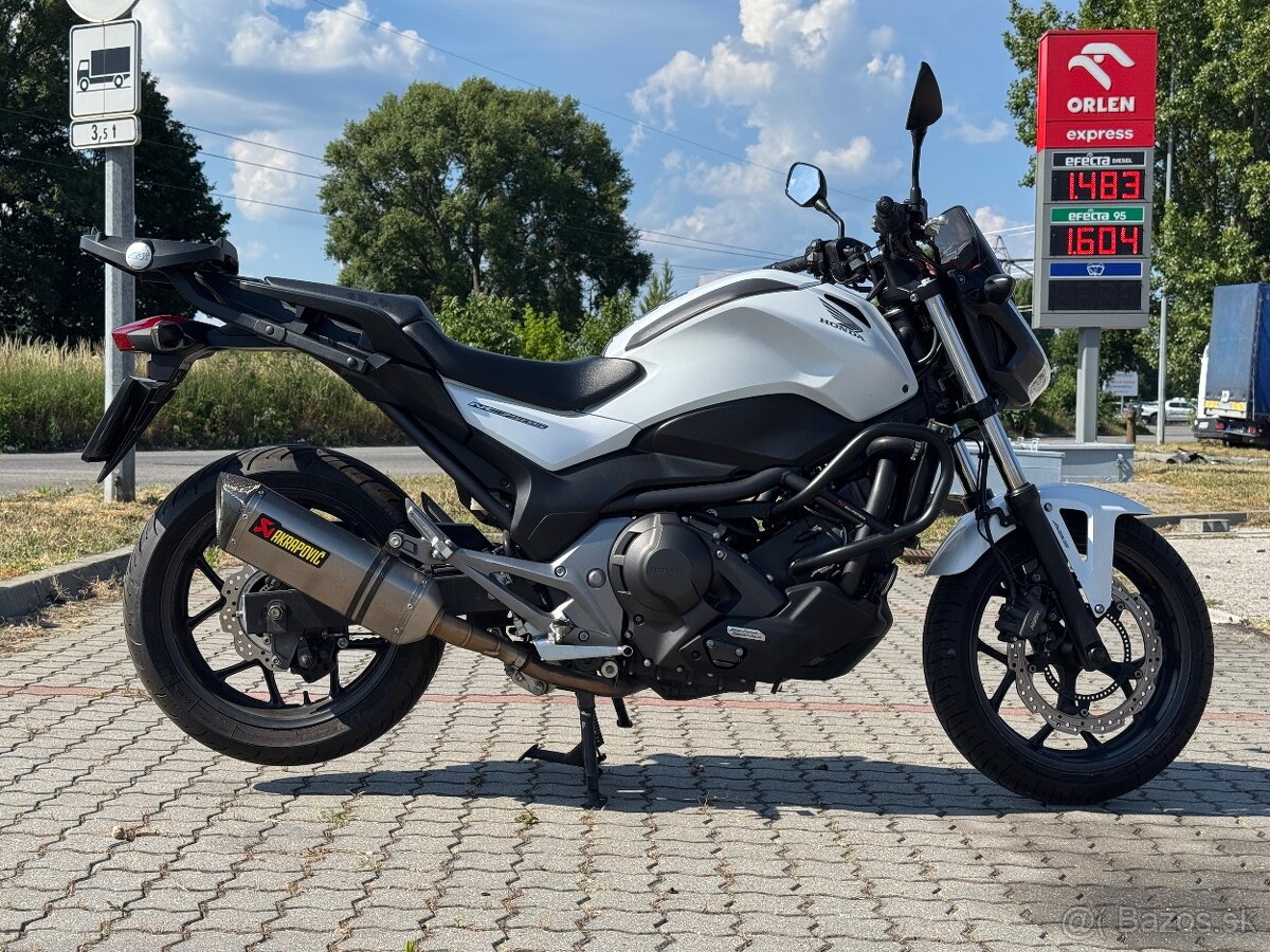 Honda NC750S DCT - 5