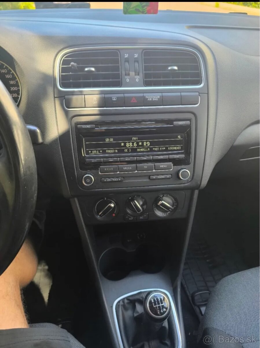 Volkswagen polo 1.2 - 5